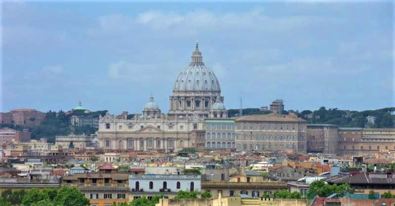 Moving his family from London to Rome